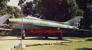 MiG-21F-13 de los llegados en la Crisis de los misiles, hoy en el Museo DAAFAR. Foto Ruben
